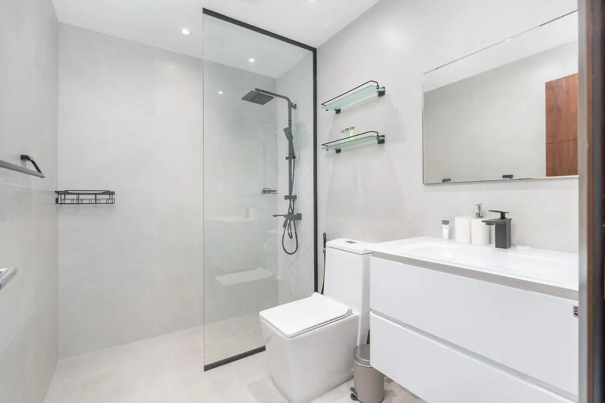 Accommodates 6 Perfect Apartment In Dubai Marina
