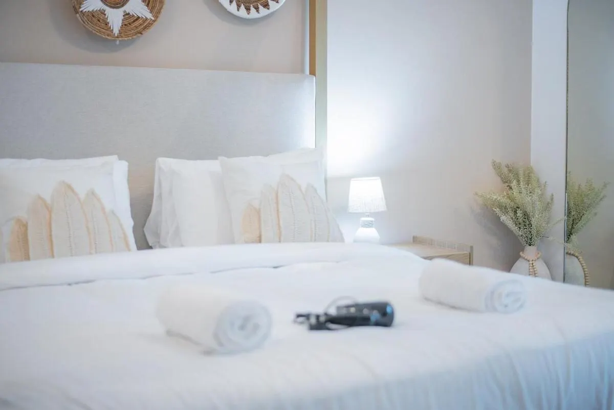 Accommodates 6 Perfect Apartment In Dubai Marina