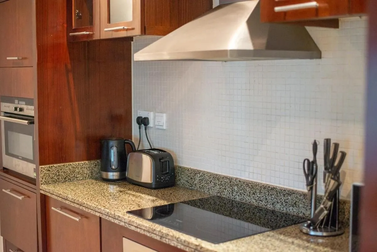 Accommodates 6 Perfect Apartment In Dubai Marina